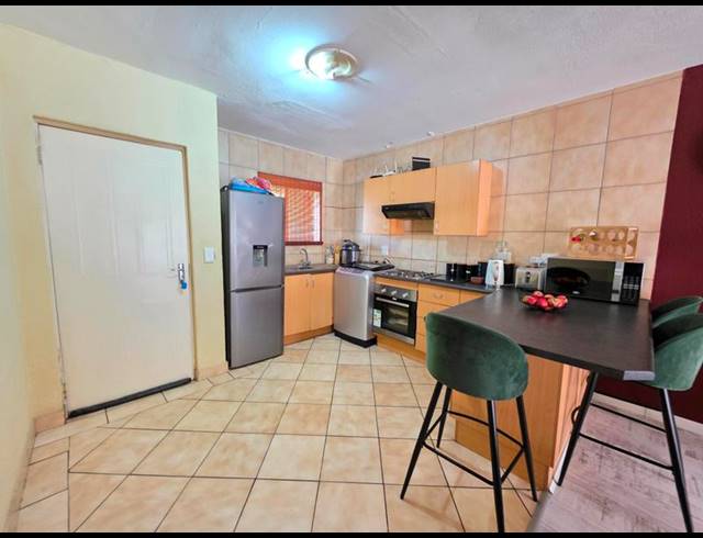 2 BEDROOM APARTMENT FOR SALE IN WILROPARK